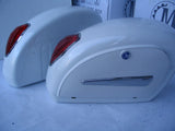 Universal LN Hard Saddlebags - Glossy White