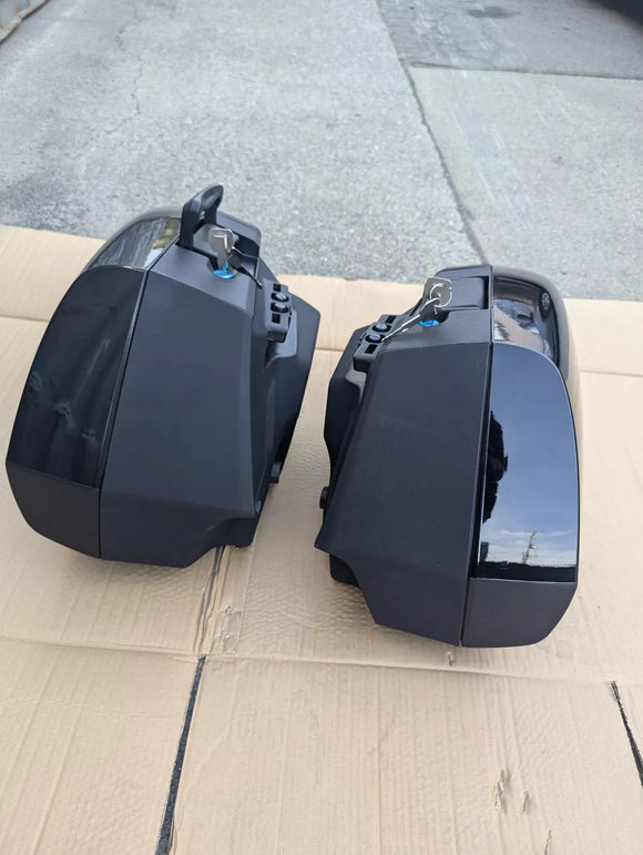 Mutazu Left and Right Black Hard Saddlebags Saddle bags for Honda Mutazu Left and Right Black Hard Saddlebags Saddle bags for Honda