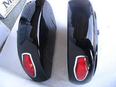Universal LN Hard Saddlebags - Glossy Black – Mutazu Inc. Universal LN Hard Saddlebags - Glossy Black – Mutazu Inc.